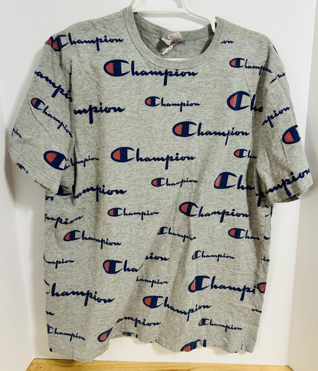Champion All Over Logo Print T-Shirt Men’s Large Grey Streetwear Tee