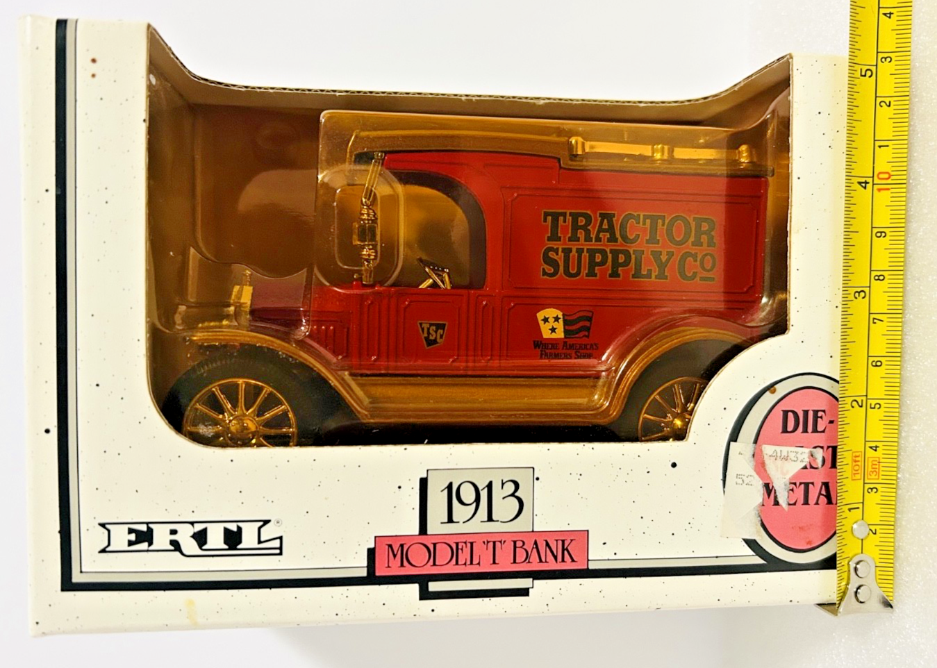 Ertl 1913 Model T Bank Tractor Supply Co Diecast Metal 1/25 Scale NIB