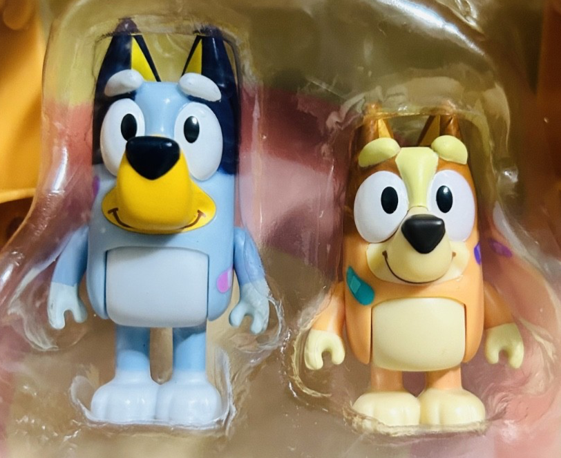 Bluey Playing Doctors Figure Playset Bluey Bingo Lucky Snickers