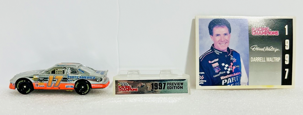 1997 Racing Champions Darrell Waltrip #17 Parts America 1:64 NASCAR Diecast
