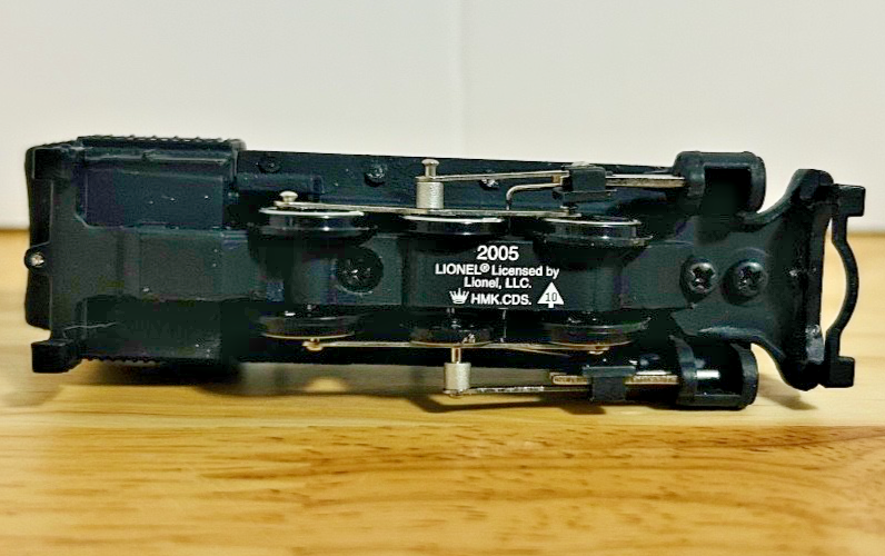 Hallmark Keepsake Lionel Pennsylvania B6 Steam Locomotive Ornament 2005