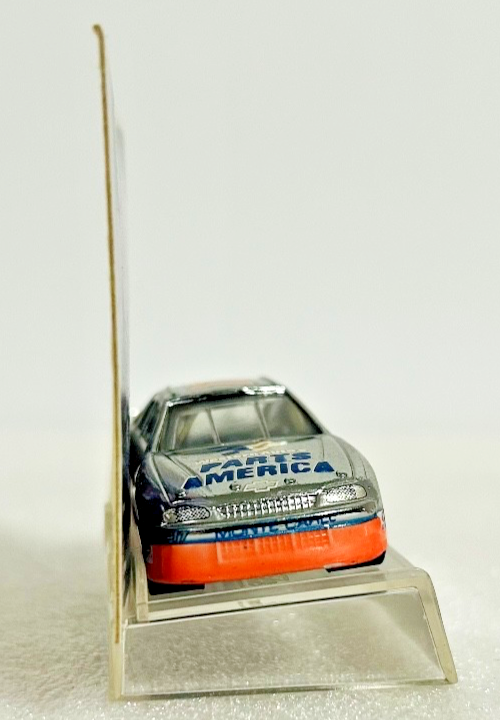 1997 Racing Champions Darrell Waltrip #17 Parts America 1:64 NASCAR Diecast