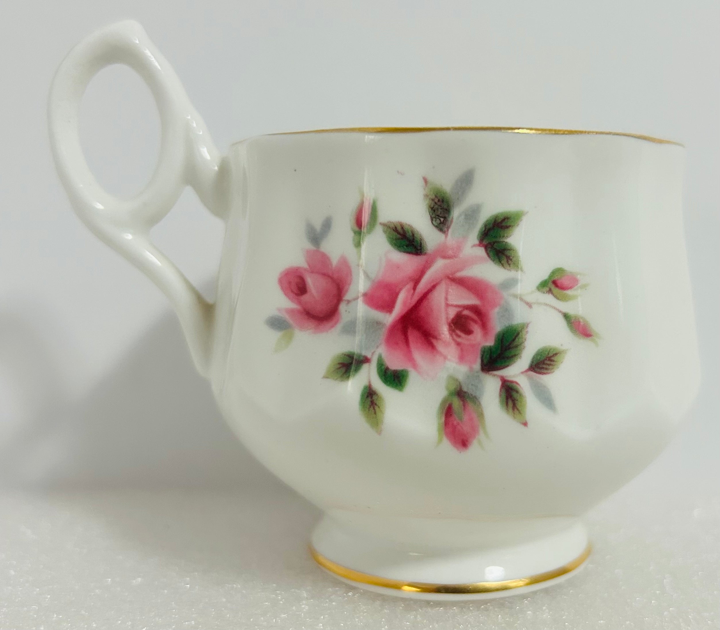 Rosina Fine Bone China Teacup Saucer Pink Roses Gold England