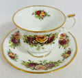 Elizabethan English Garden Teacup Saucer Bone China Roses Gold