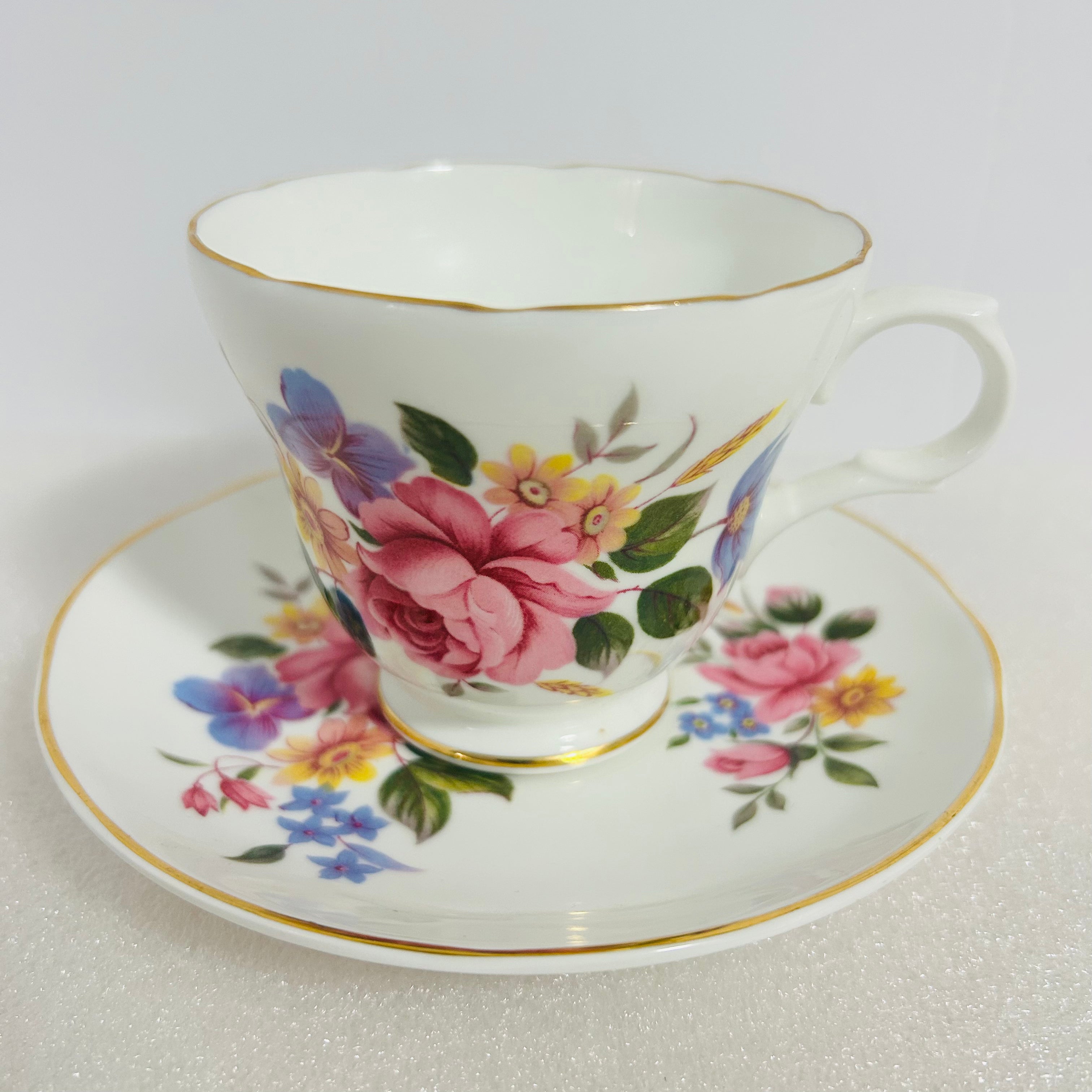 Crown Trent Fine Bone China Teacup Saucer Floral Gold England