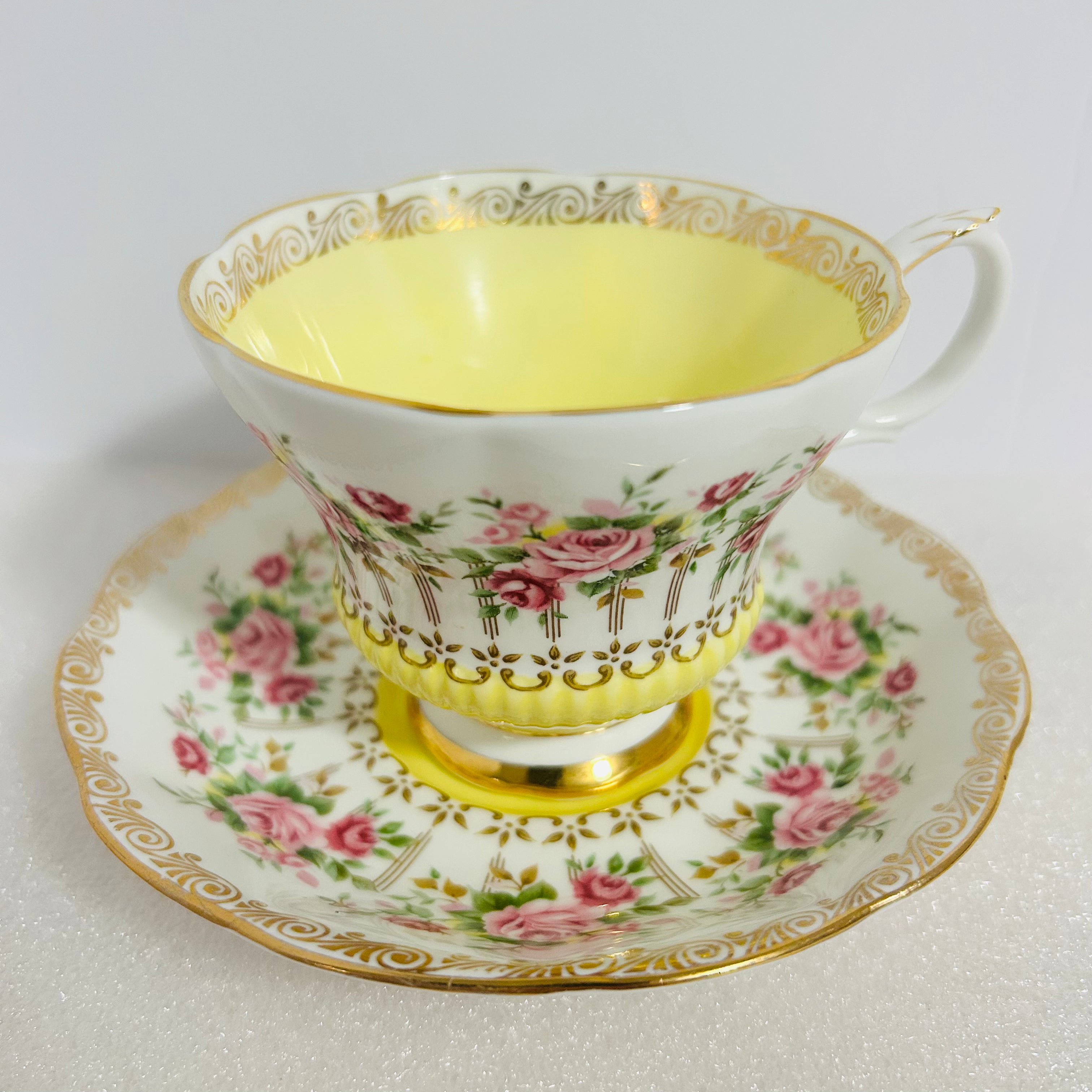 Royal Albert Green Park Yellow Teacup & Saucer England Bone China