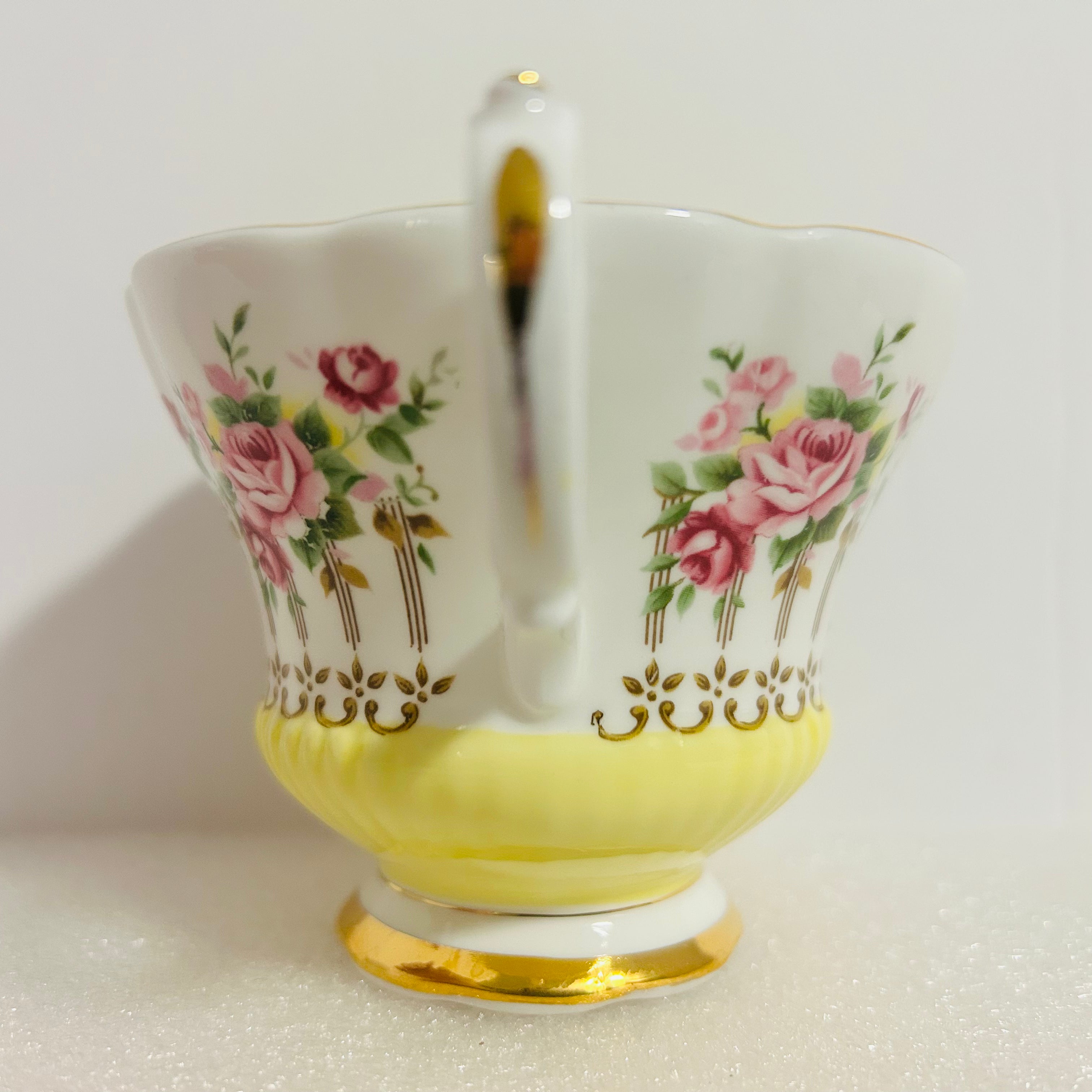 Royal Albert Green Park Yellow Teacup & Saucer England Bone China