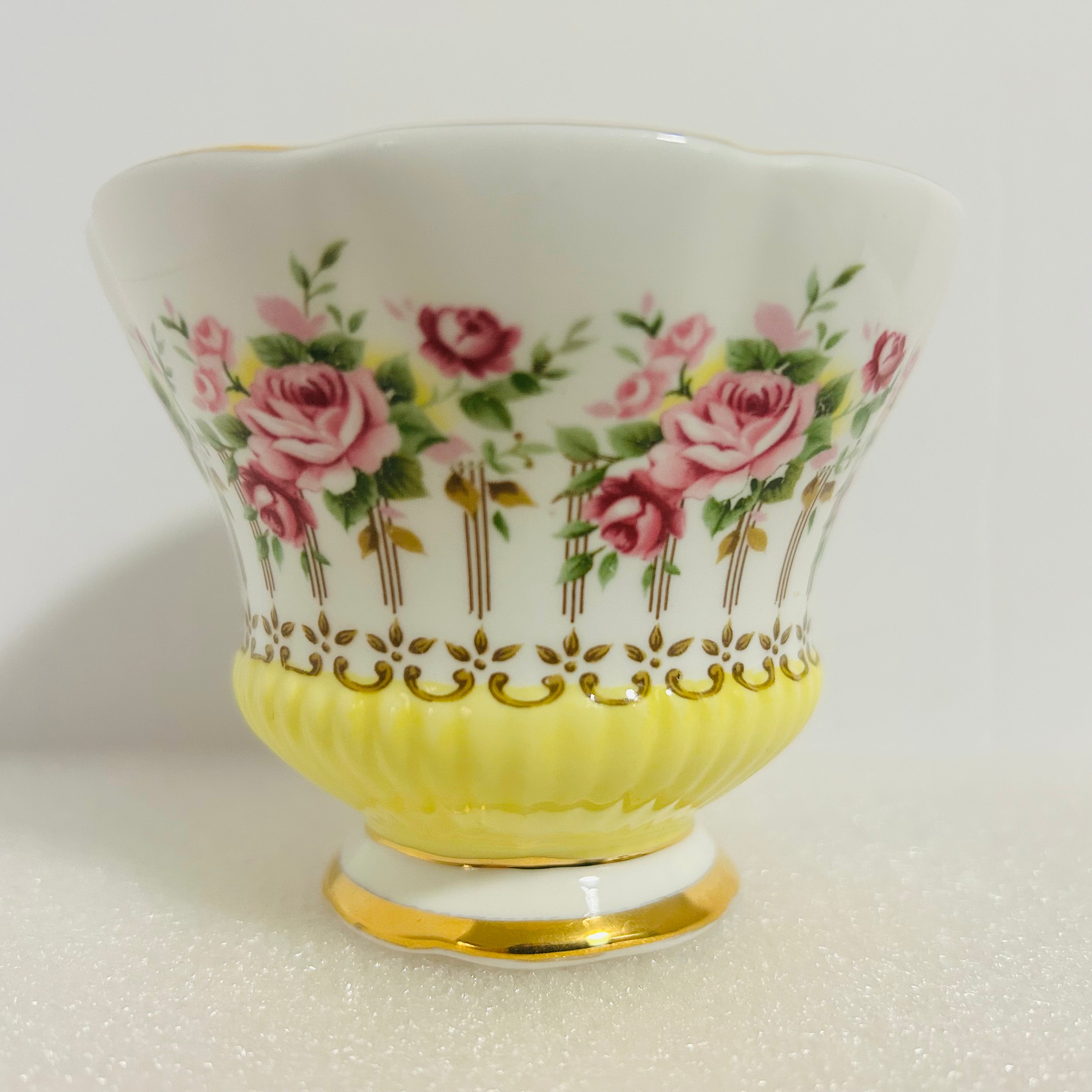Royal Albert Green Park Yellow Teacup & Saucer England Bone China