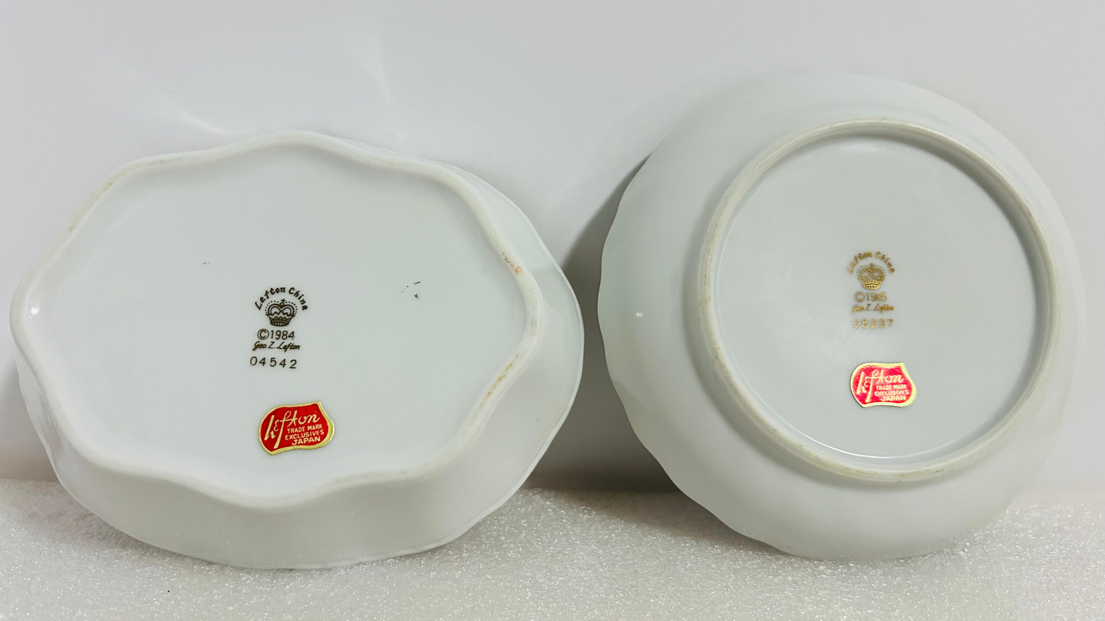 Lefton China Christmas Cardinal & Holly Relish Dish + Round Plate Set Japan
