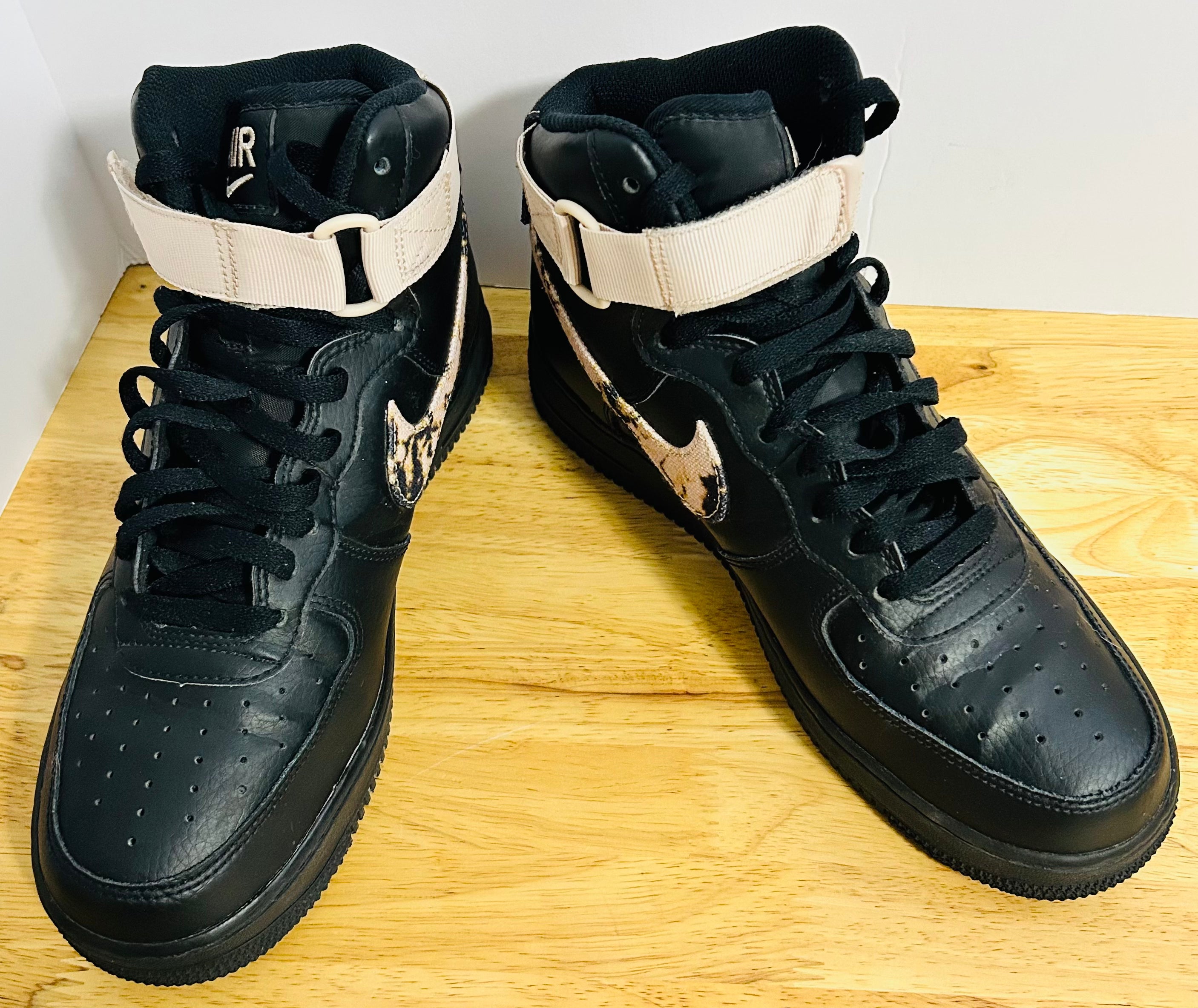 Nike Air Force 1 High 07 LV8 Black Canvas Swoosh Mens 8 AR1954-002