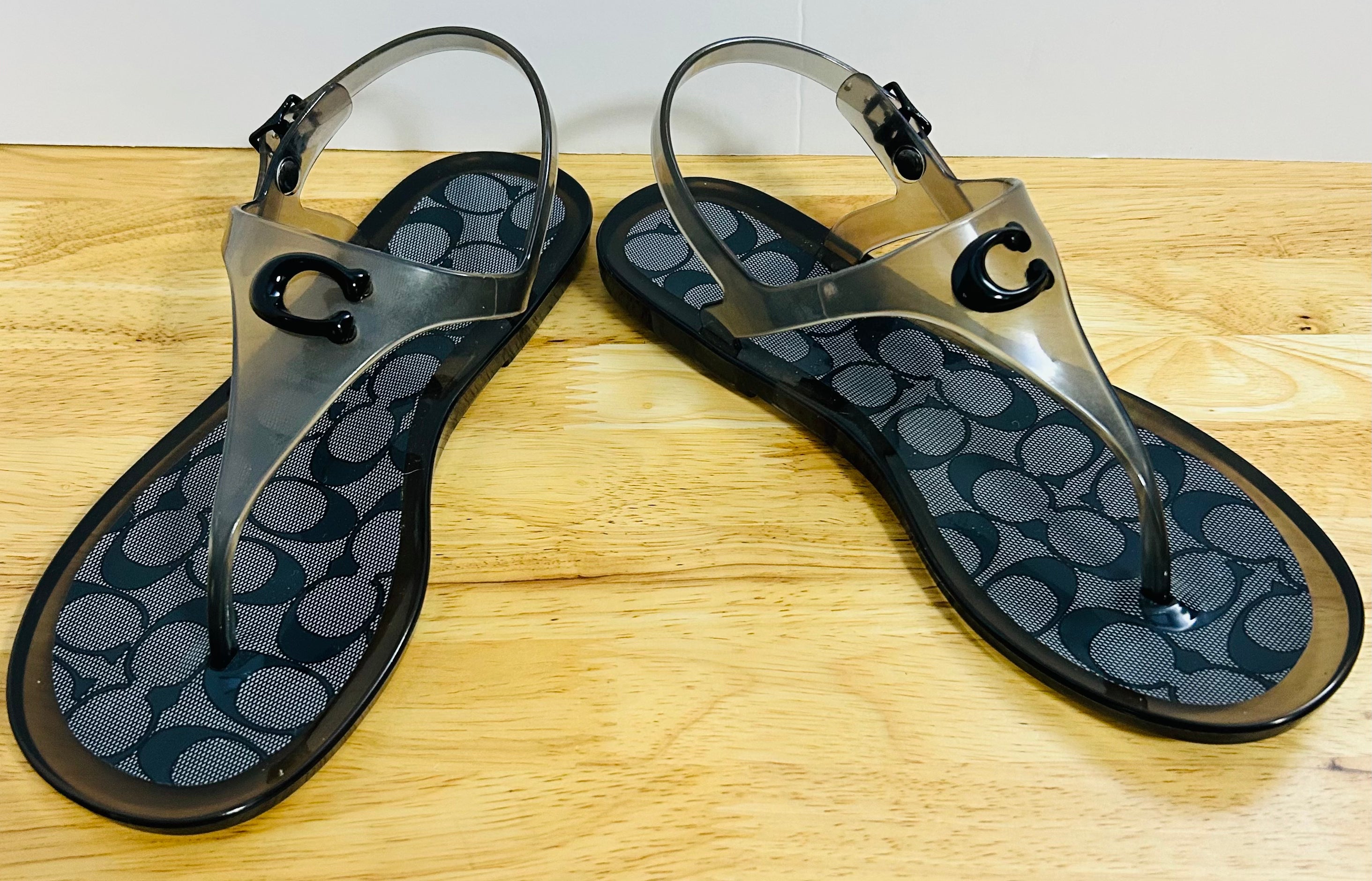 Coach C3067 Jelly Thong Sandals Smoke Black Logo Size 7B