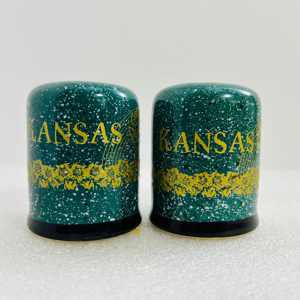 Vintage Kansas Sunflower Salt & Pepper Shakers Green Speckled