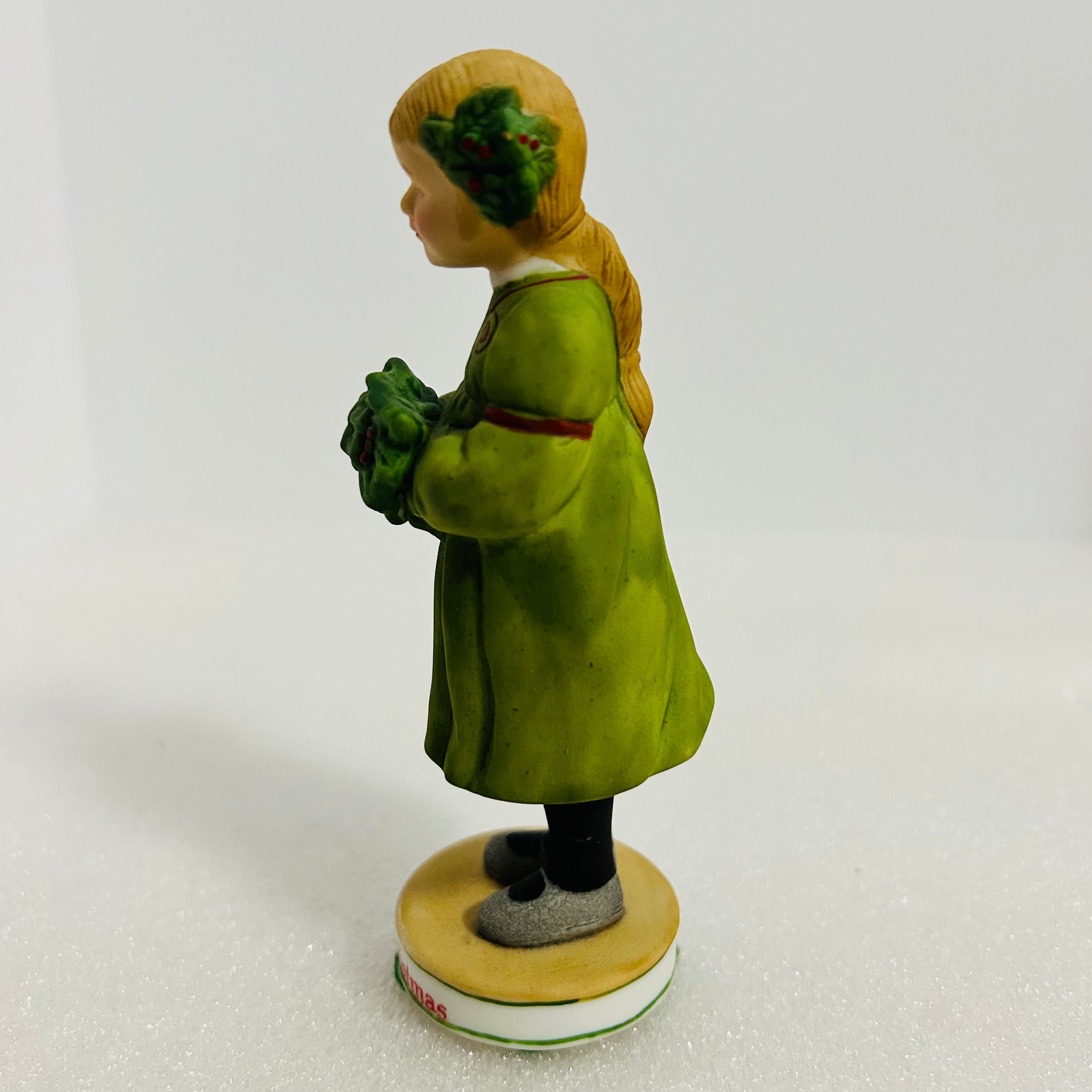 Goebel Hummel Merrie Christmas Girl Figurine Holly 5" Germany