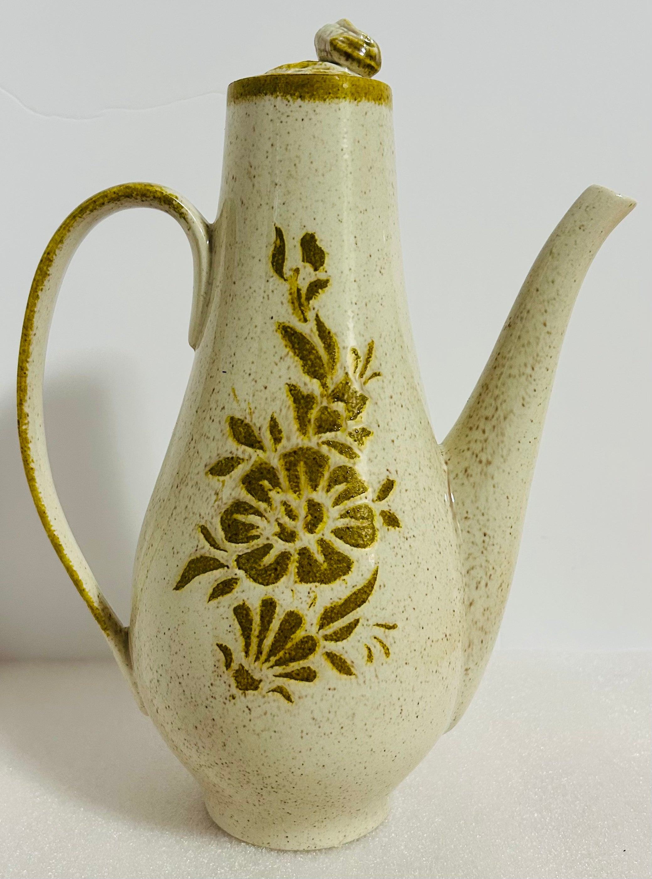 Vintage Red Wing Damask Coffee Pot 12” Tall Green Floral w Lid USA