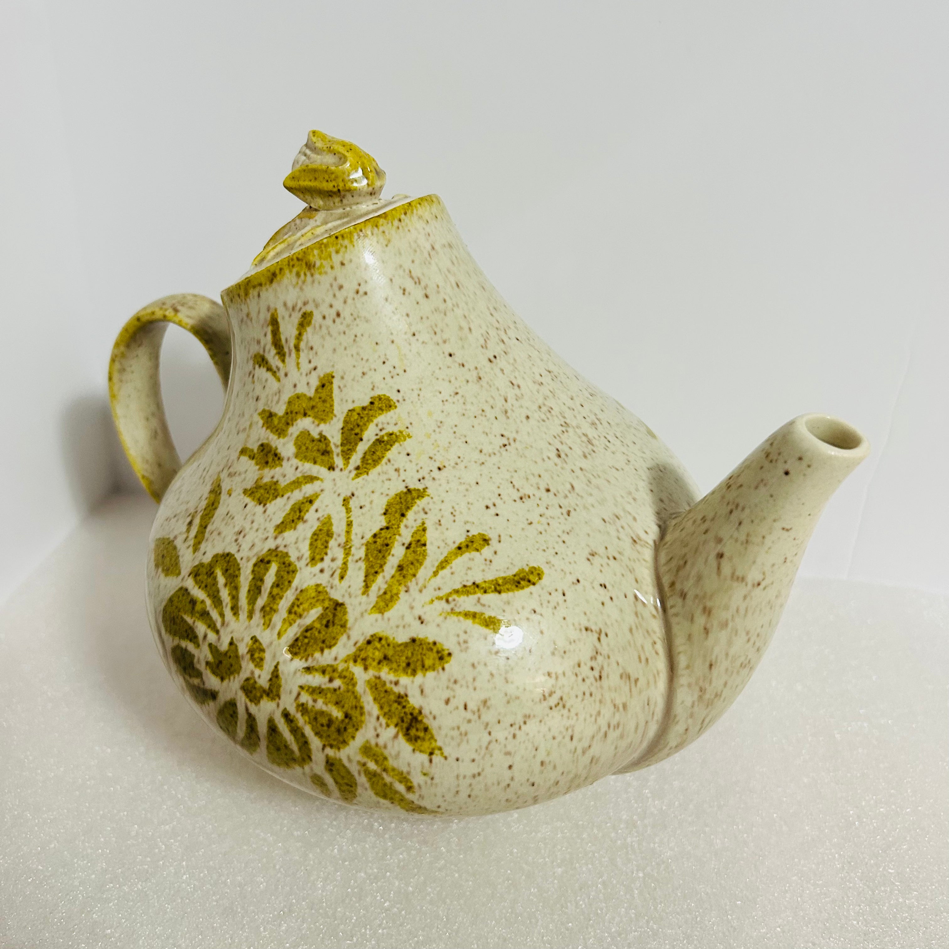 Vintage Red Wing Damask Teapot Round 7” Green Floral w Lid USA