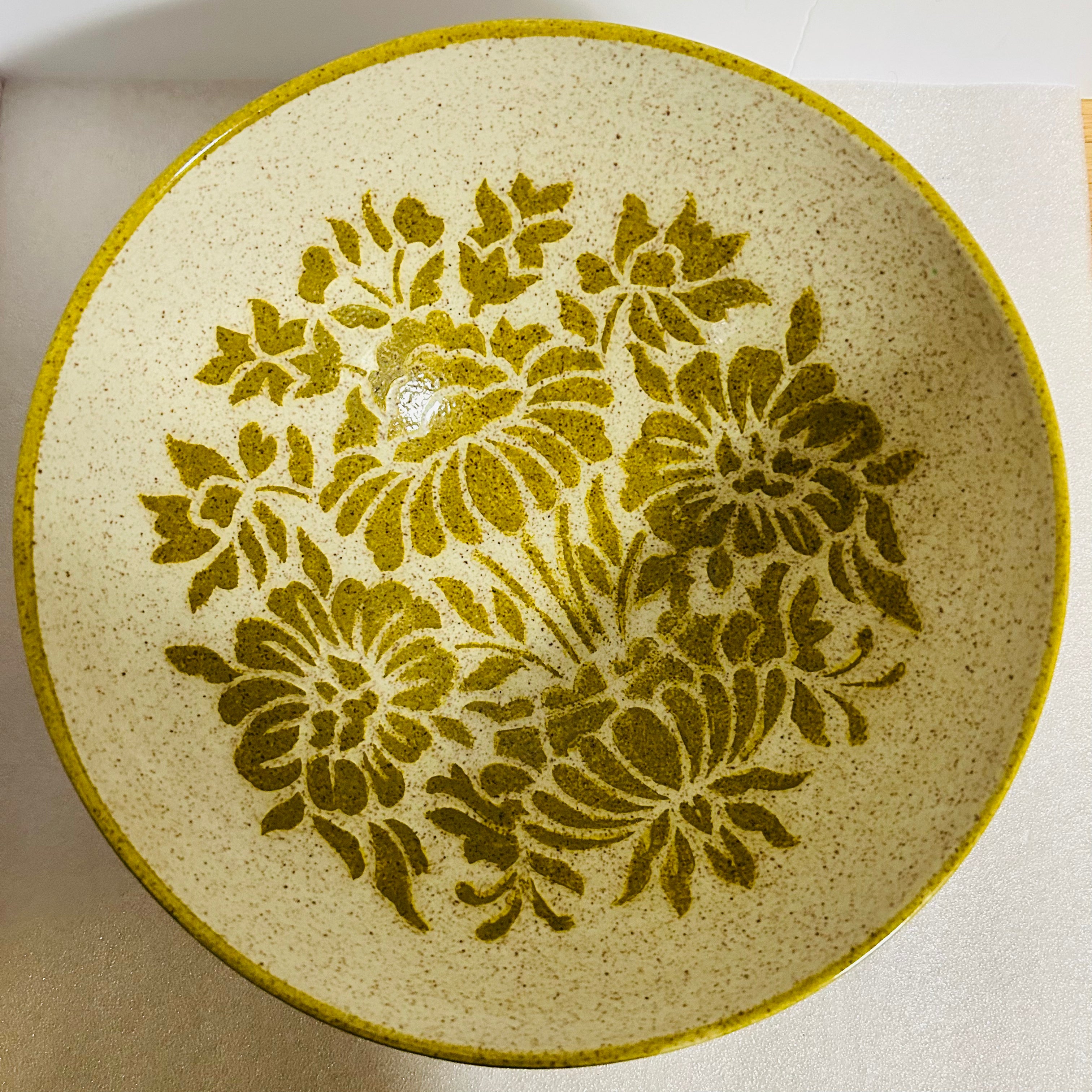 Vintage Red Wing Damask Large 11” Serving Bowl Green Floral USA