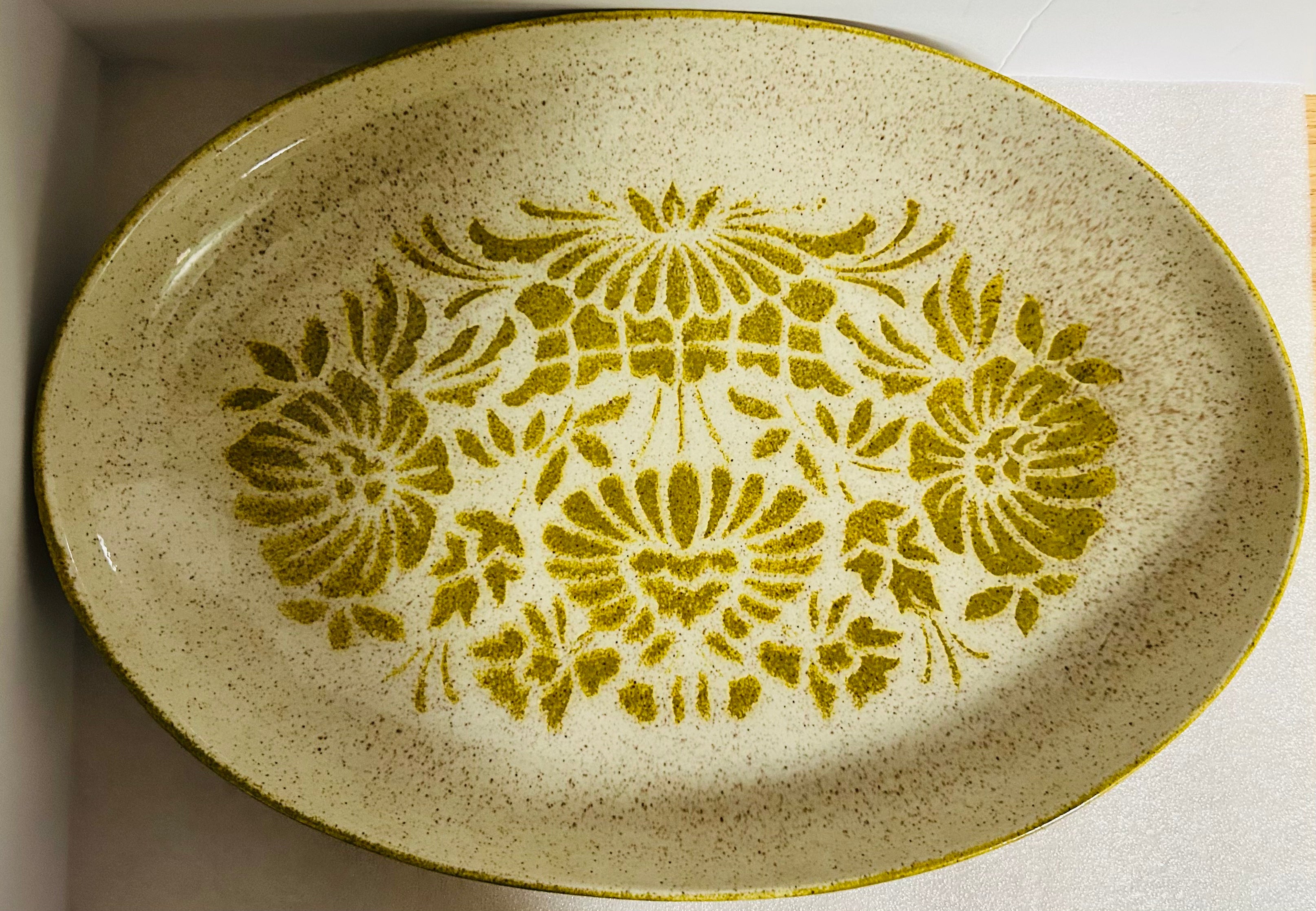 Vintage Red Wing USA 14.5" Oval Platter Avocado Floral Stoneware MCM