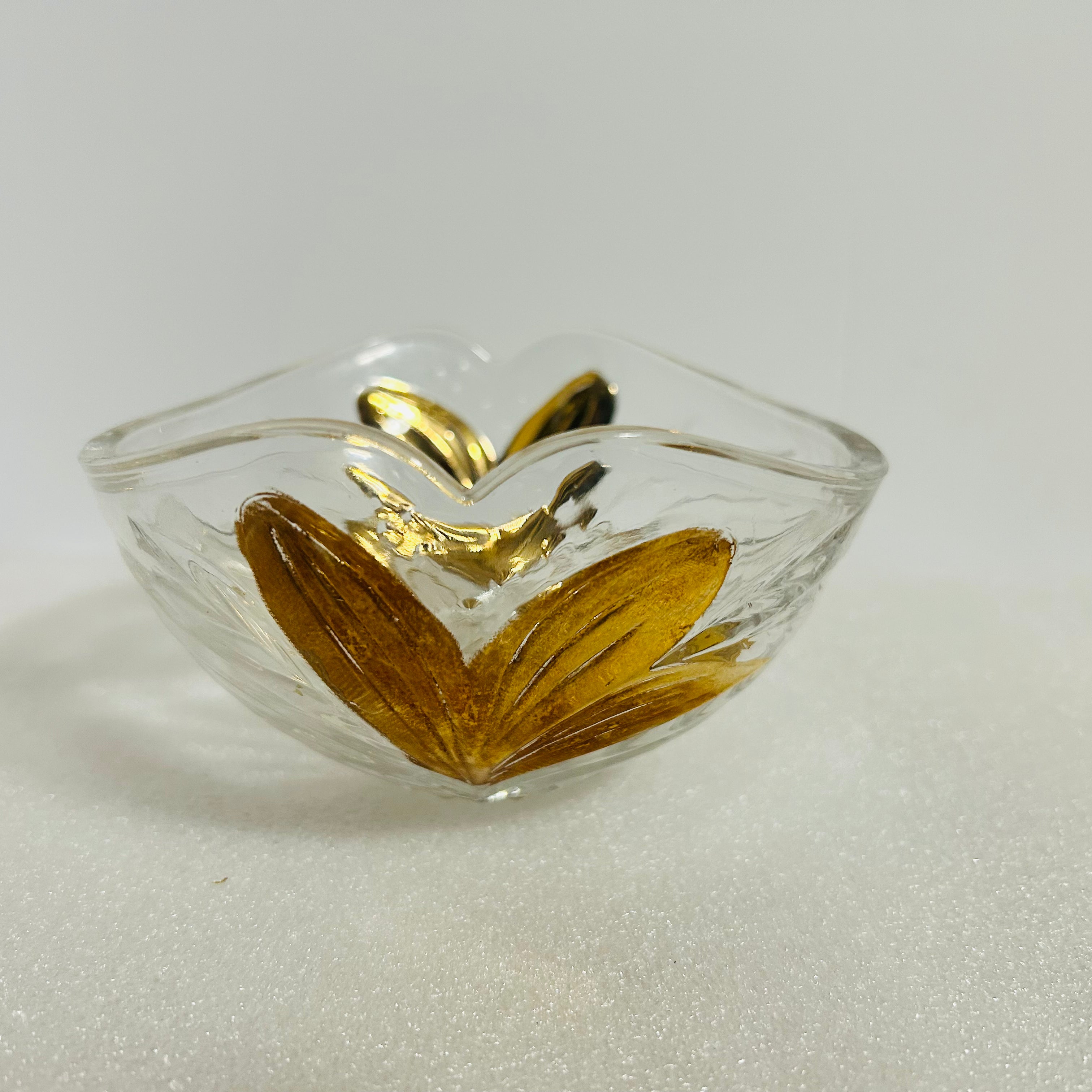 Vintage Clear Pressed Glass Candy Dish Gold Leaf 6 Inch Bowl
