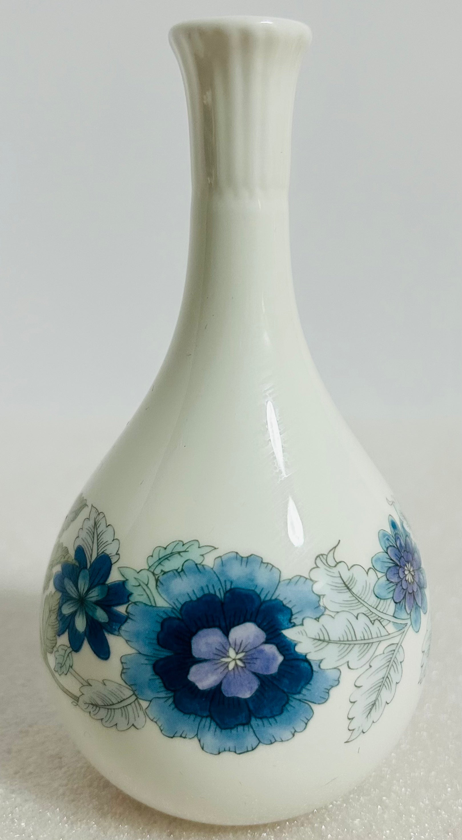 Wedgwood Clementine Bud Vase Bone China England Blue Floral