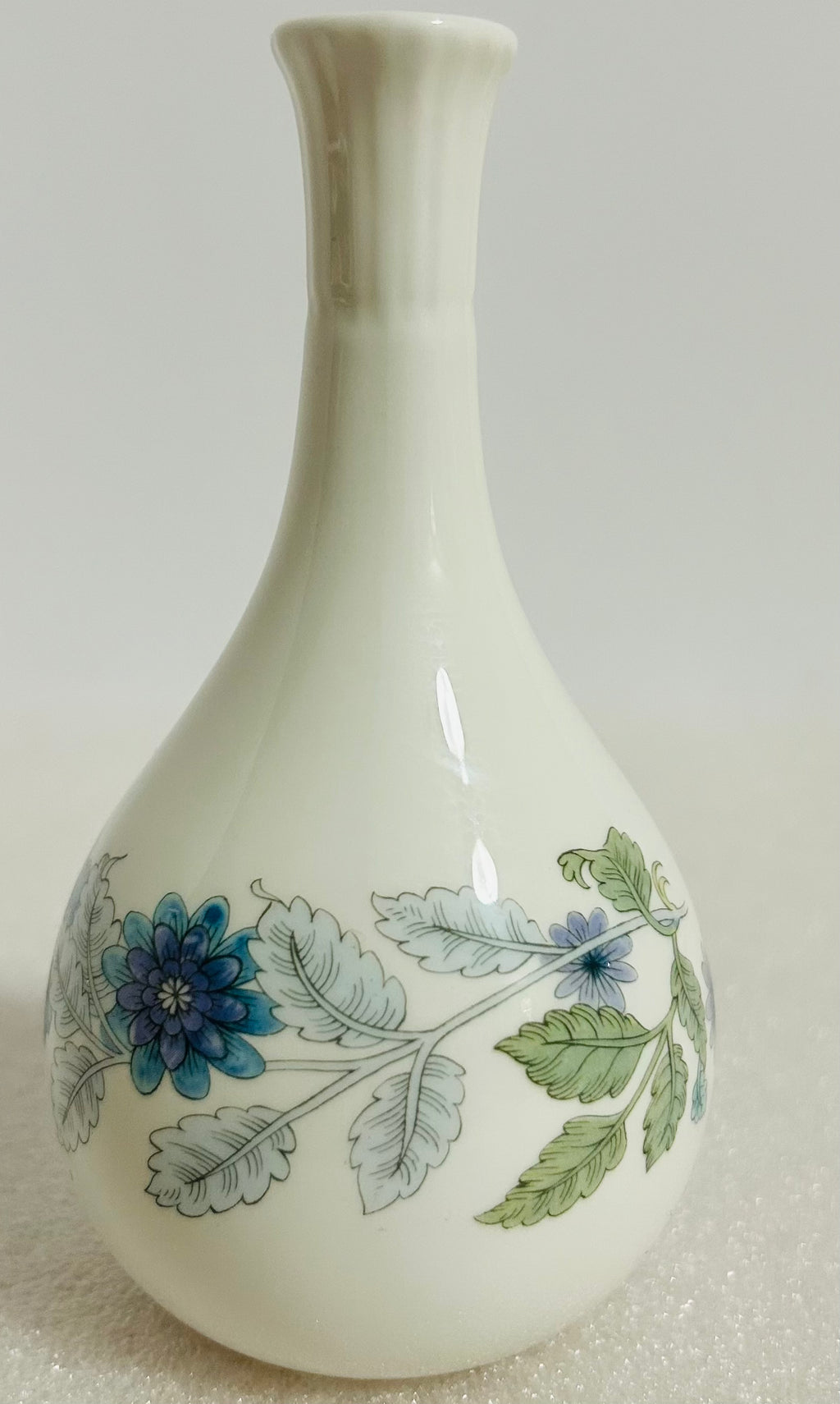 Wedgwood Clementine Bud Vase Bone China England Blue Floral