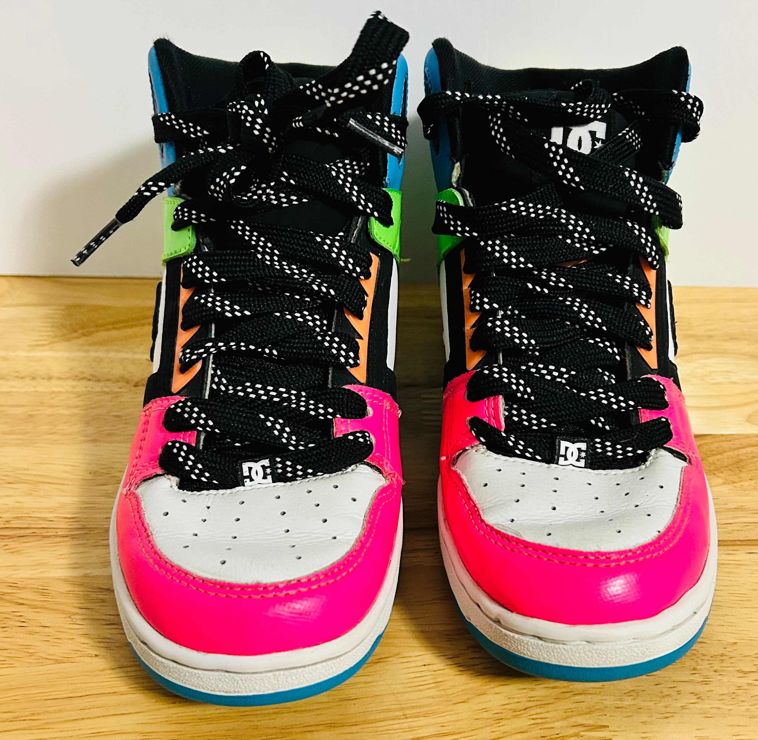 DC Rebound Hi Womens 8 Multicolor Neon Skate Shoes 302164