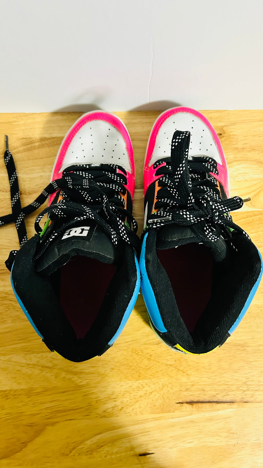 DC Rebound Hi Womens 8 Multicolor Neon Skate Shoes 302164