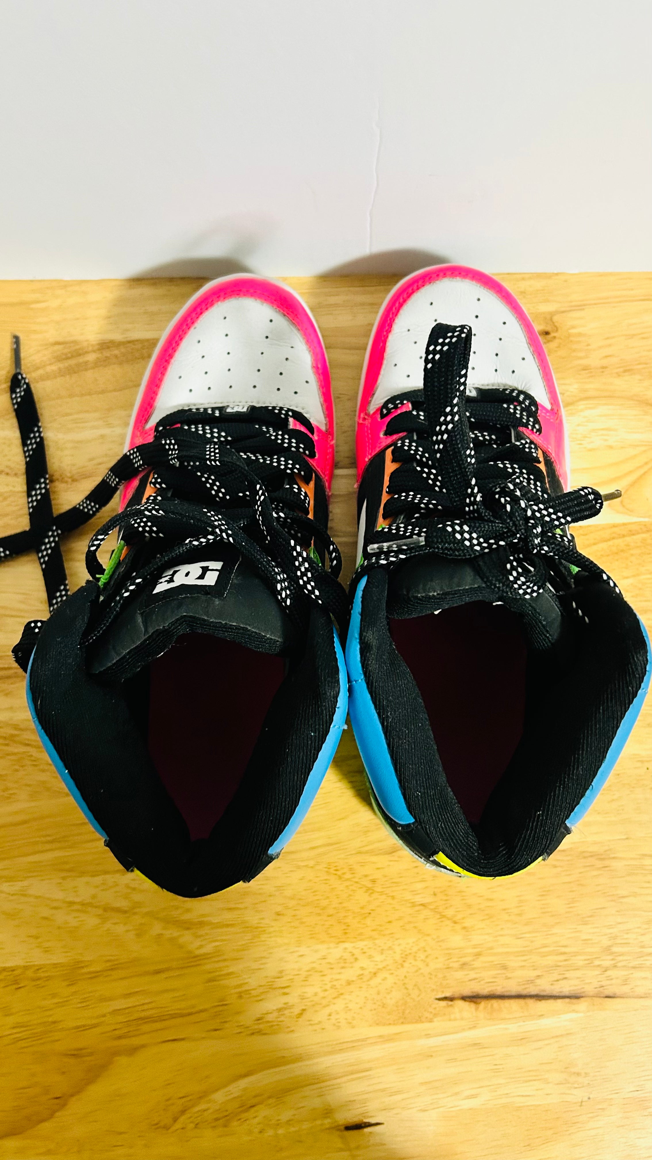 DC Rebound Hi Womens 8 Multicolor Neon Skate Shoes 302164