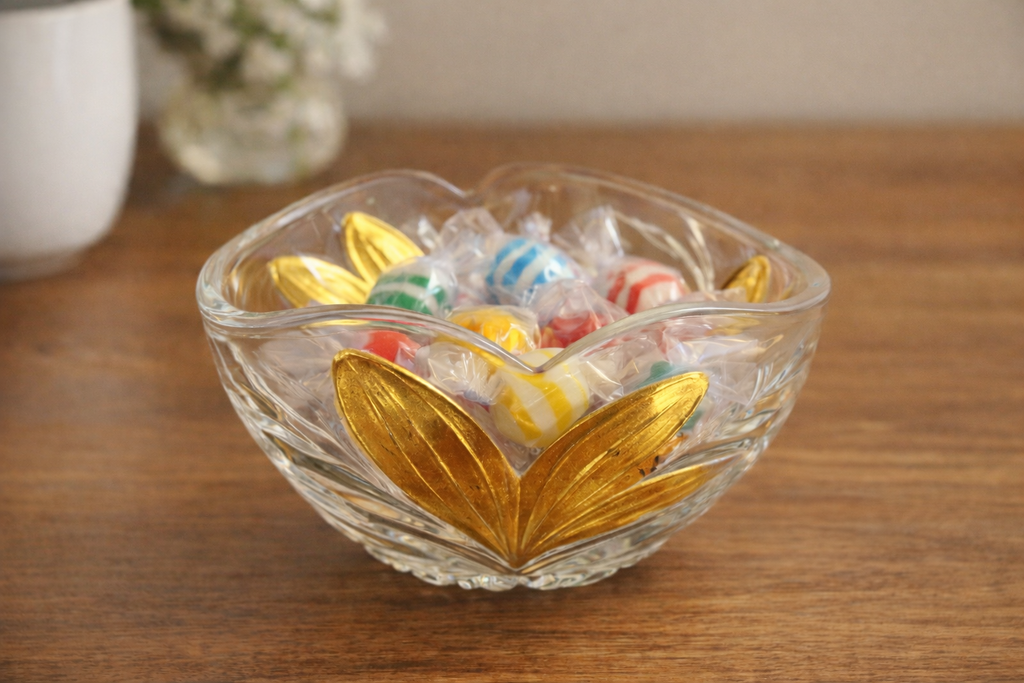 Vintage Clear Pressed Glass Candy Dish Gold Leaf 6 Inch Bowl